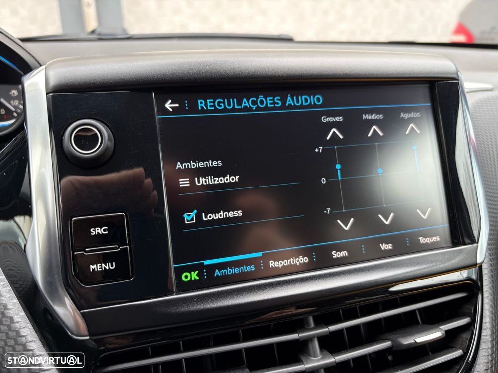 Peugeot 2008 1.2 PureTech Allure - 31