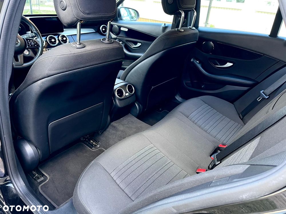 Mercedes-Benz Klasa C 200 d 9G-TRONIC - 10