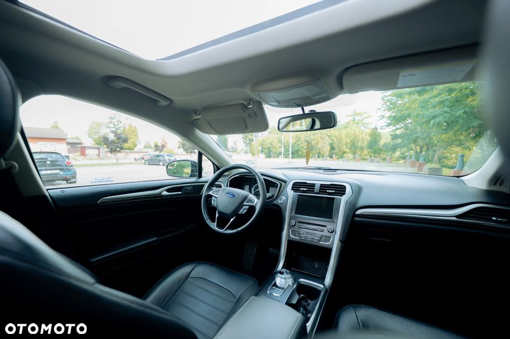 Ford Fusion 2.0 EcoBoost Titanium - 15