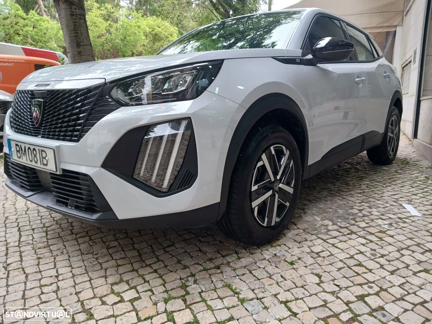 Peugeot e-2008 54 kWh Active - 6