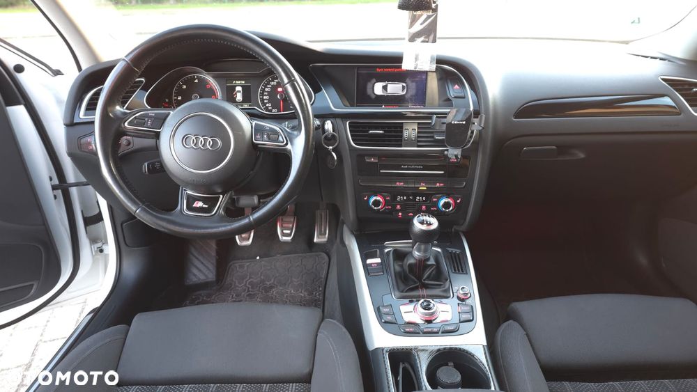 Audi A4 Avant - 8