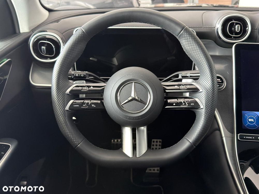 Mercedes-Benz GLC - 14