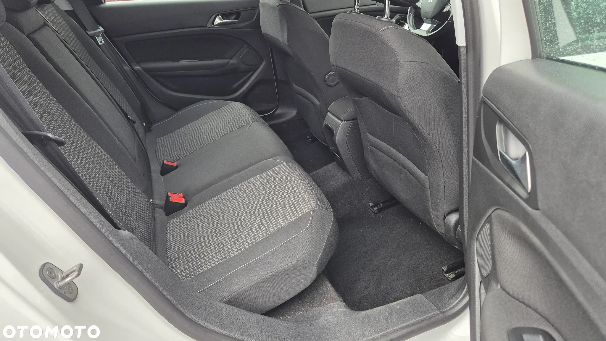 Peugeot 308 SW PureTech 130 Stop & Start Style - 16