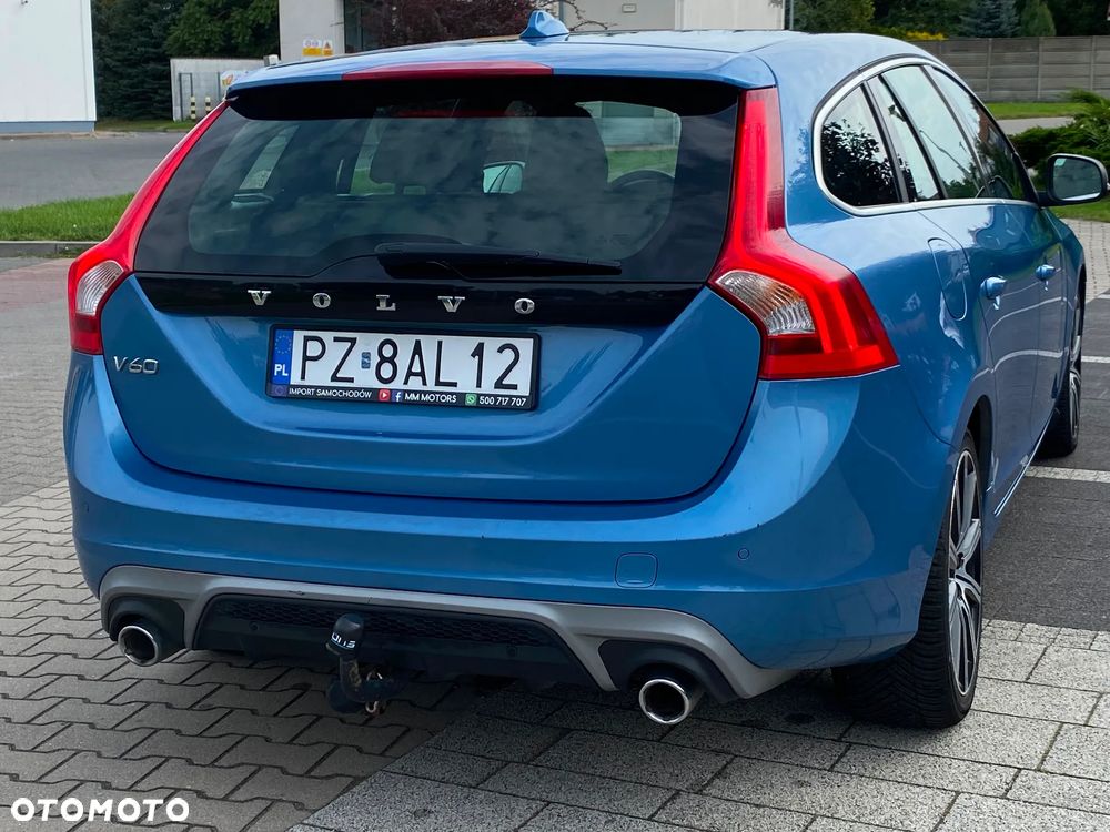 Volvo V60 D2 Drive-E R-Design Momentum - 9