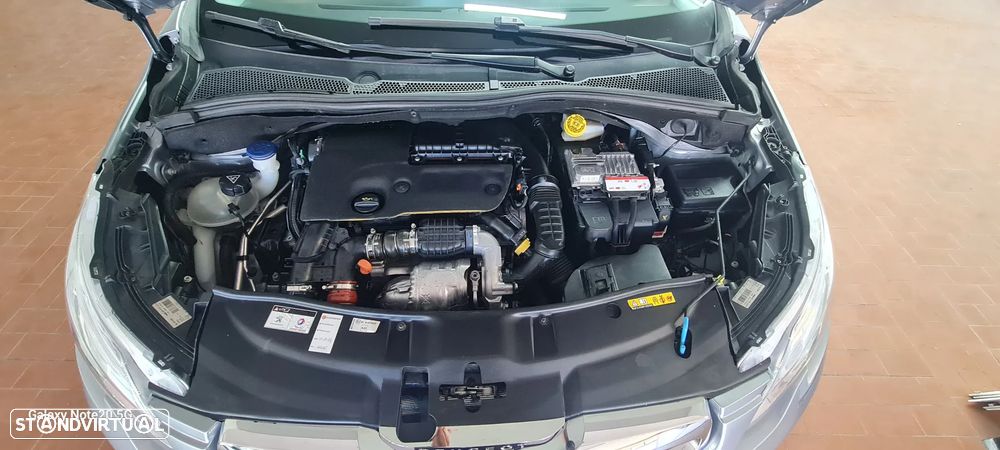 Peugeot 2008 BlueHDi 100 STOP & START Allure - 6