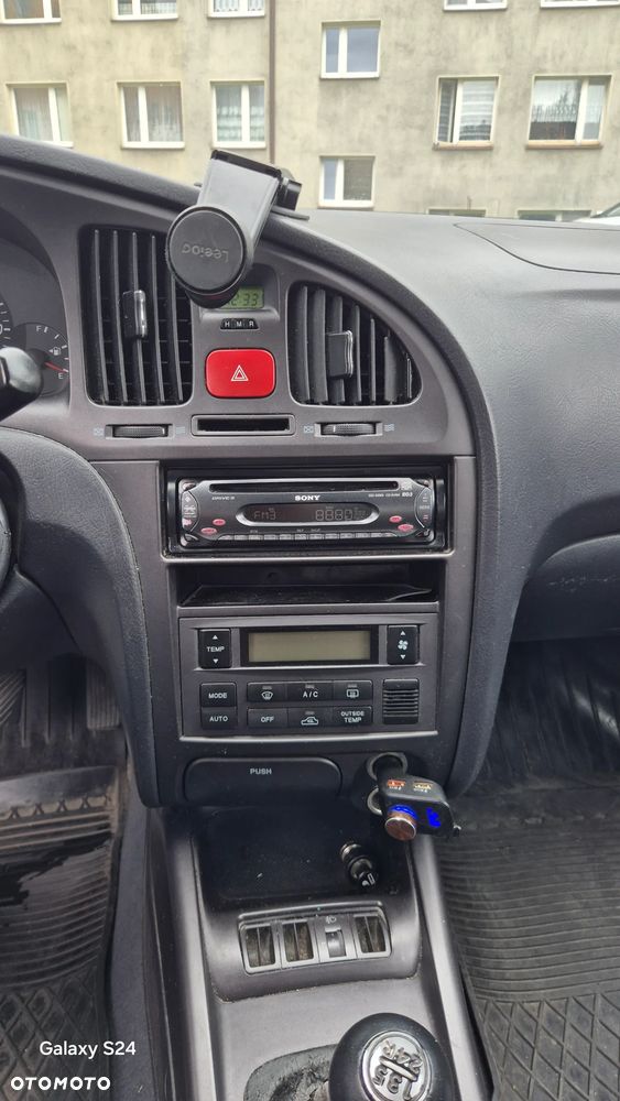 Hyundai Elantra - 17