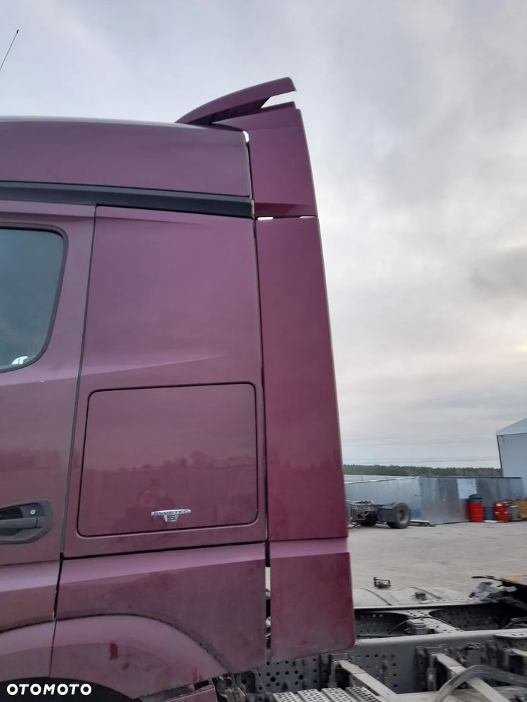 Spoilery kpl. Mercedes Actros MP4 BigSpace 2.5m - 3