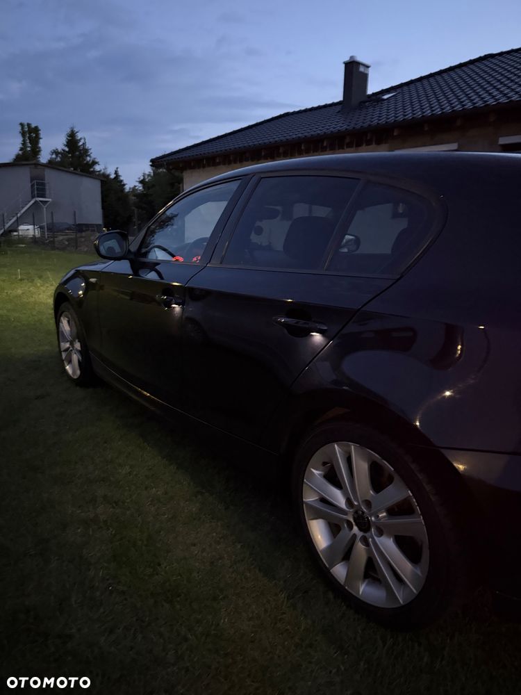 BMW Seria 1 120d DPF - 22