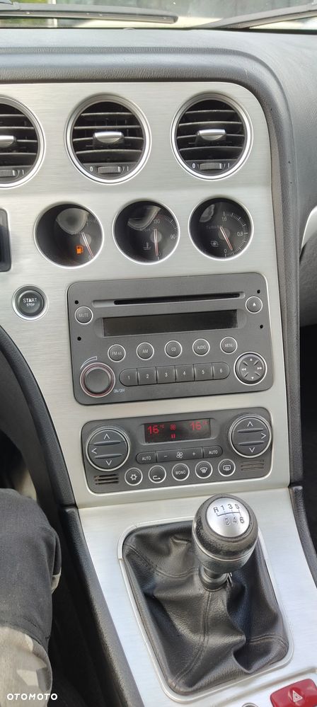 Alfa Romeo Brera 2.4JTDM - 13