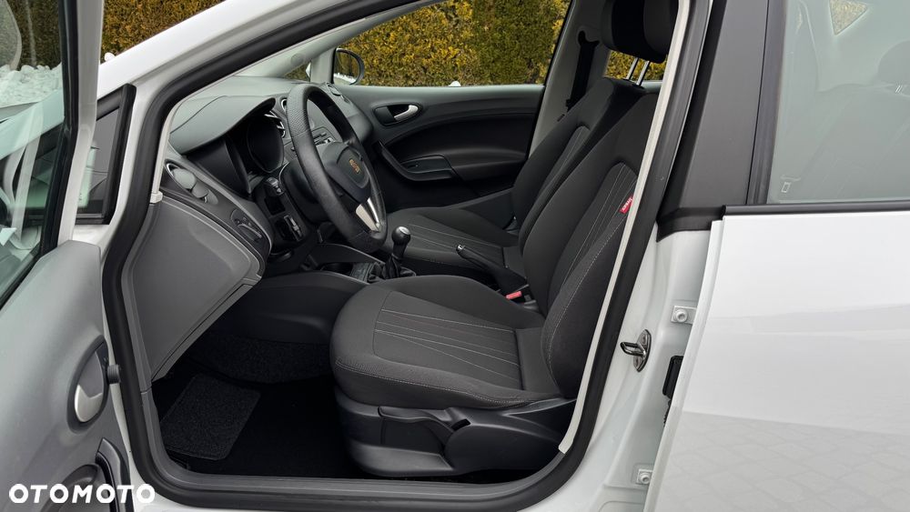 Seat Ibiza 1.4 16V Reference - 27