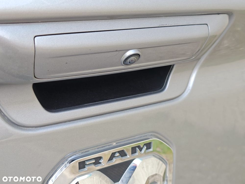 RAM 1500 5.7 Crew Cab Bighorn - 21