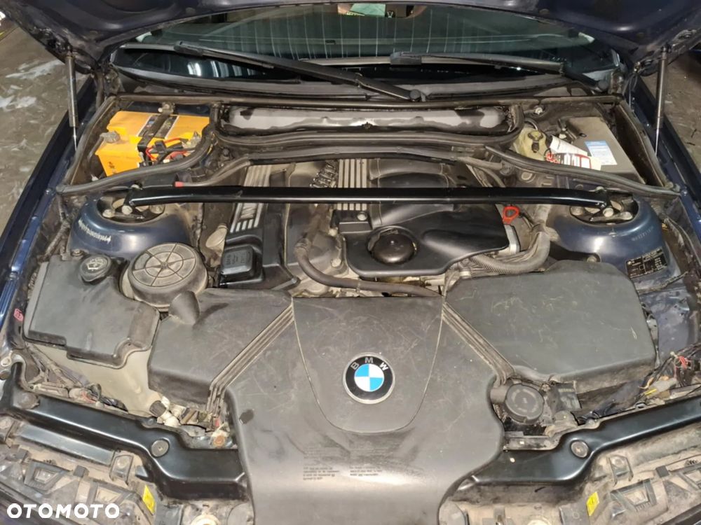 BMW Seria 3 318i - 13