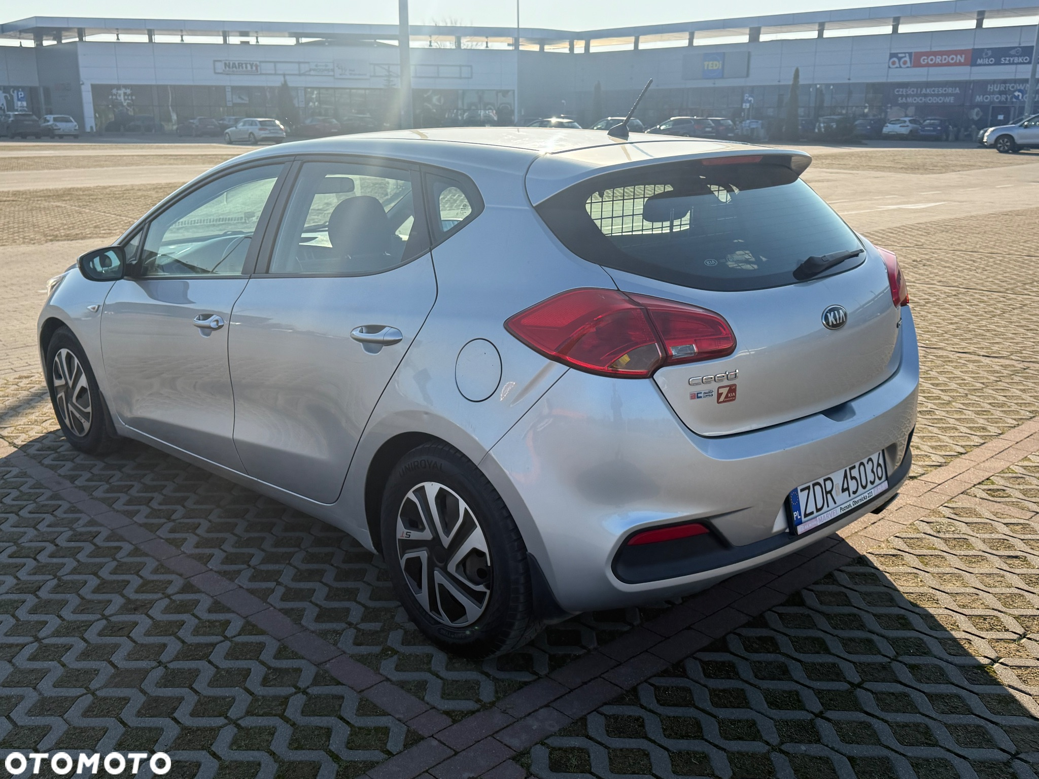 Kia Ceed - 6