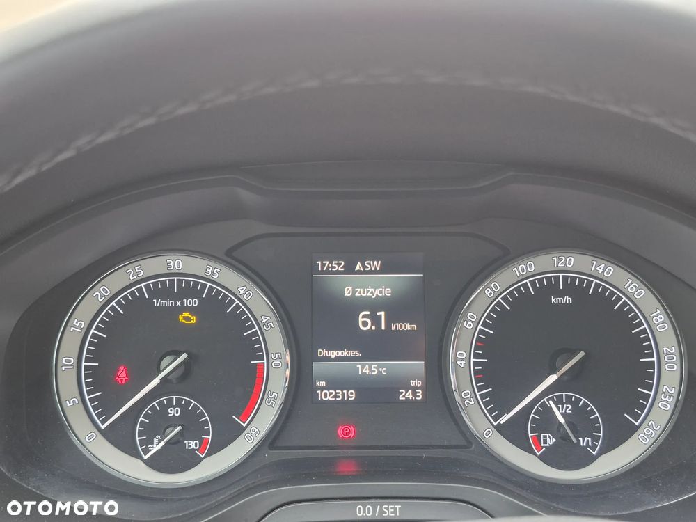 Skoda Karoq 1.6 TDI 4x2 Style - 16