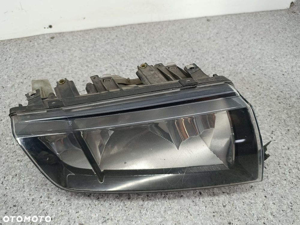 LAMPA PRZÓD PRAWA SKODA FABIA I FL 246366 HELLA - 3