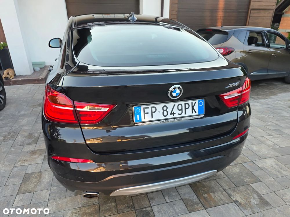 BMW X4 xDrive20d xLine sport - 10