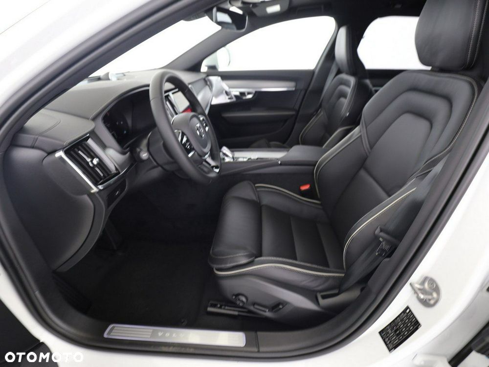 Volvo V90 Cross Country B4 D AWD Ultimate - 3