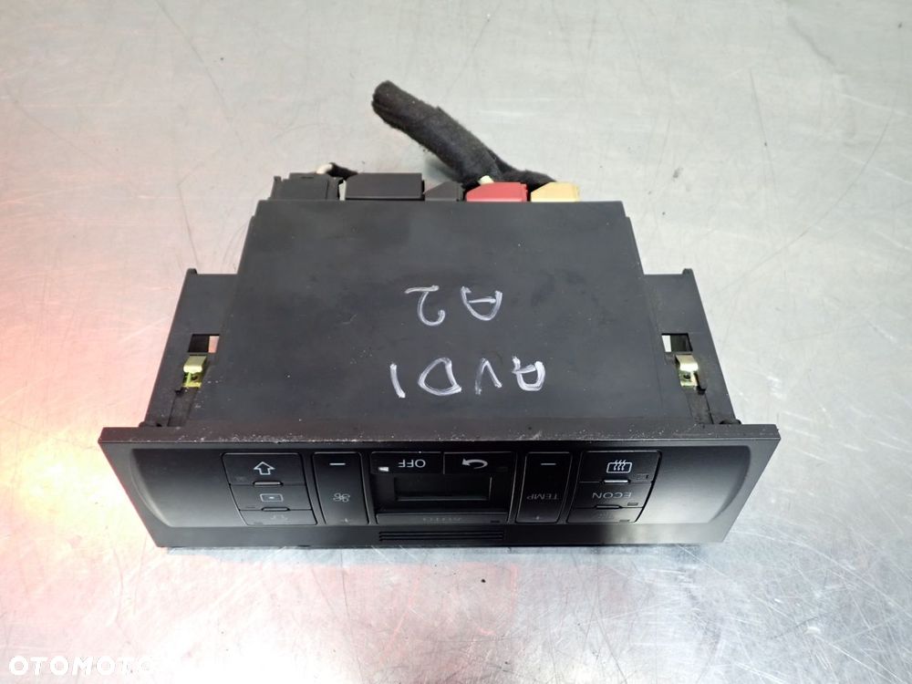 PANEL STEROWANIA NAWIEWU KLIMATYZACJI AUDI A2 - 6