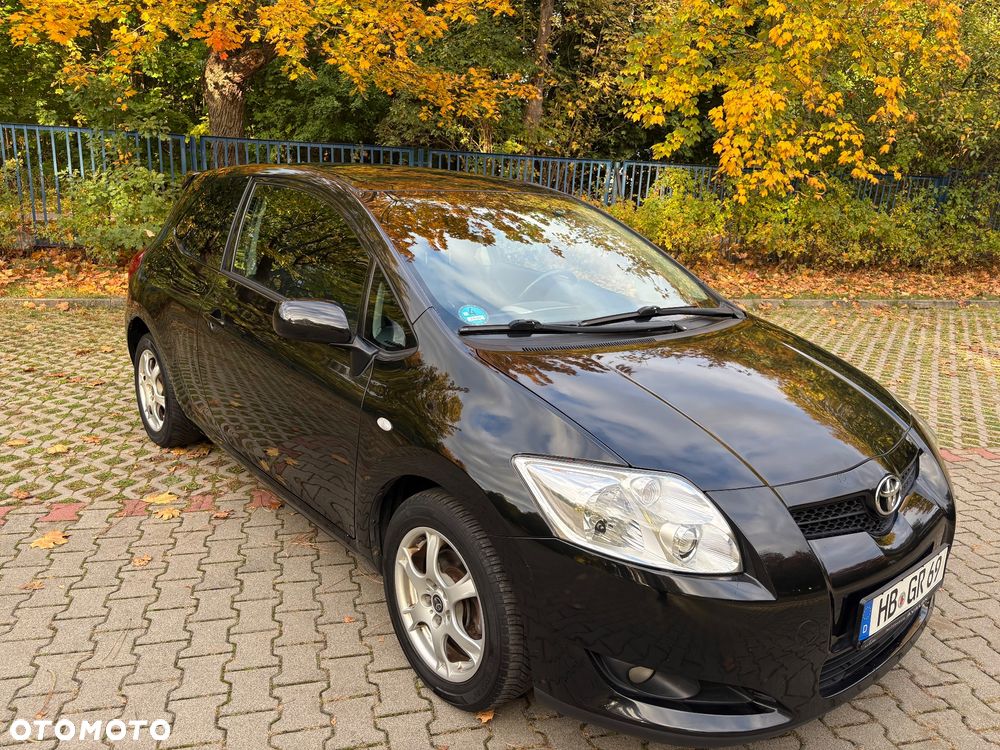 Toyota Auris 2008 photo 2