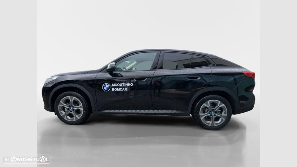 BMW ix2 eDrive20 - 7