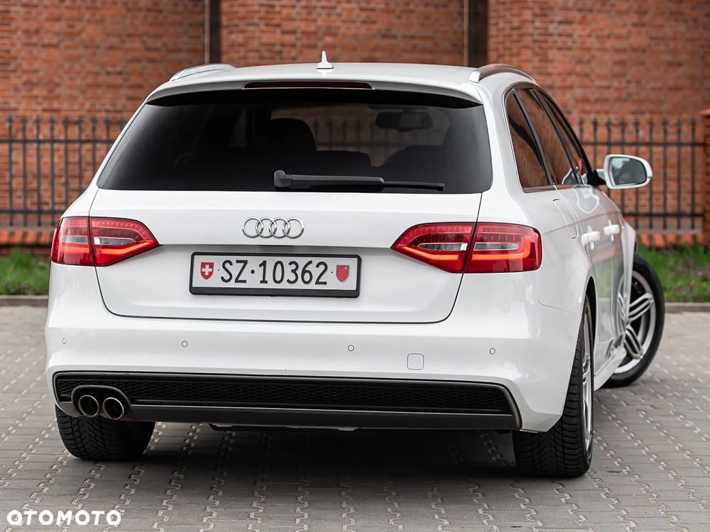 Audi A4 Avant 2.0 TDI DPF quattro S line Sportpaket - 13