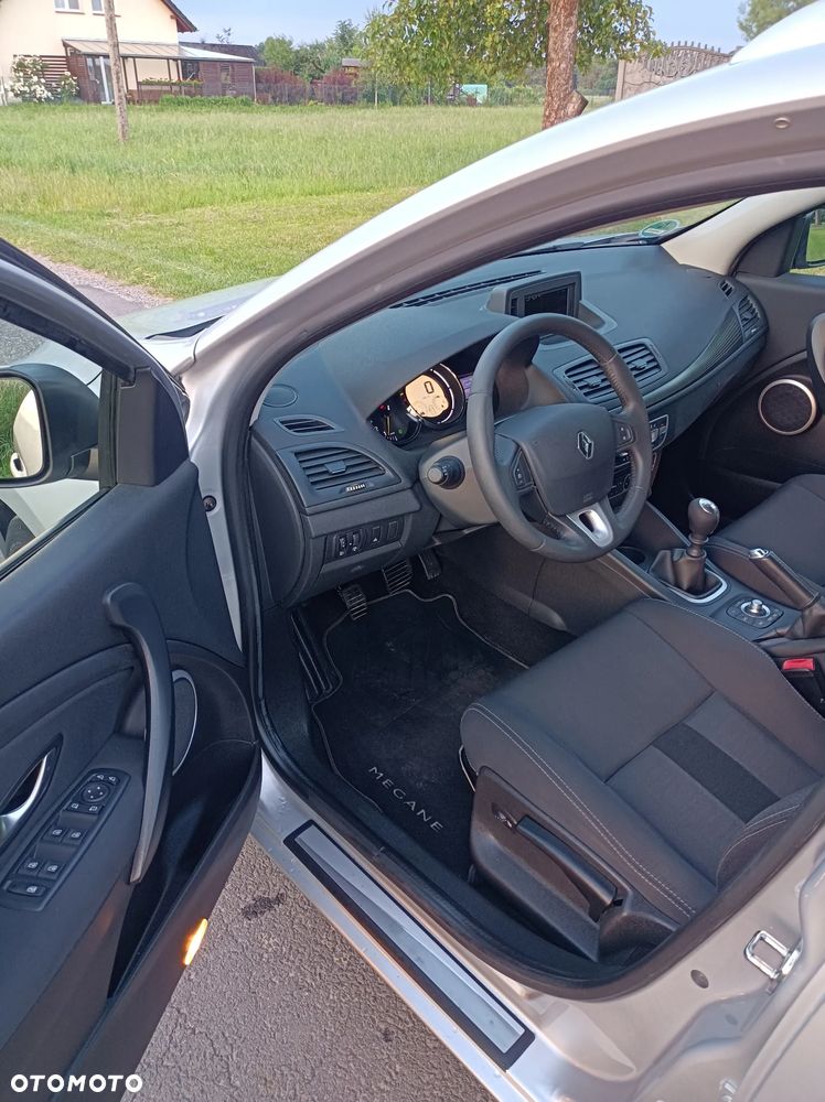 Renault Megane TCe 130 Dynamique - 7