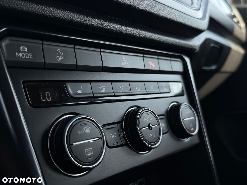 Volkswagen T-Roc 1.0 TSI OPF Style - 31