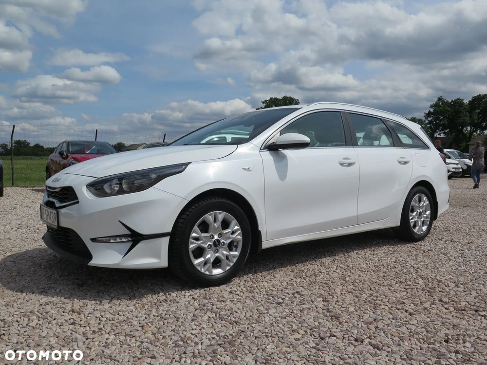 Kia Ceed 1.5 T-GDI M - 1