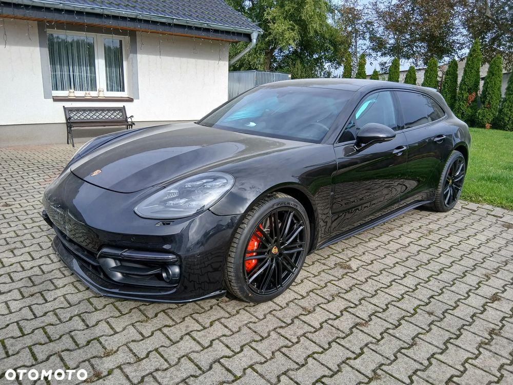 Porsche Panamera 4S Sport Turismo - 11