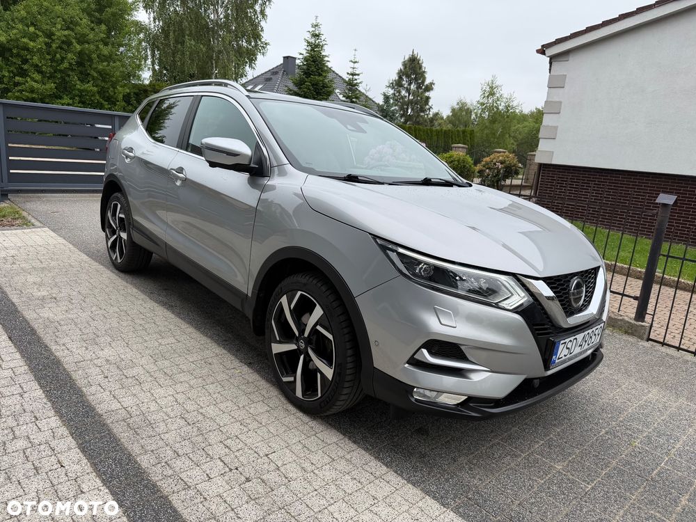 Nissan Qashqai 1.6 dCi Xtronic TEKNA+ - 33