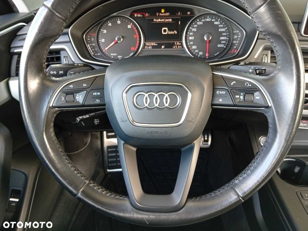 Audi A4 Limousine - 16