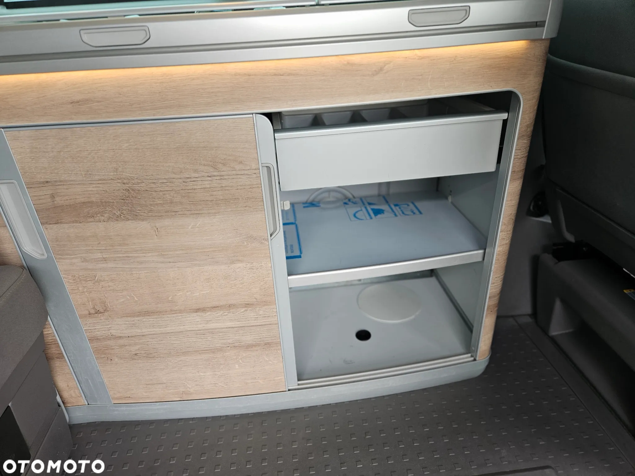 Volkswagen California - 11