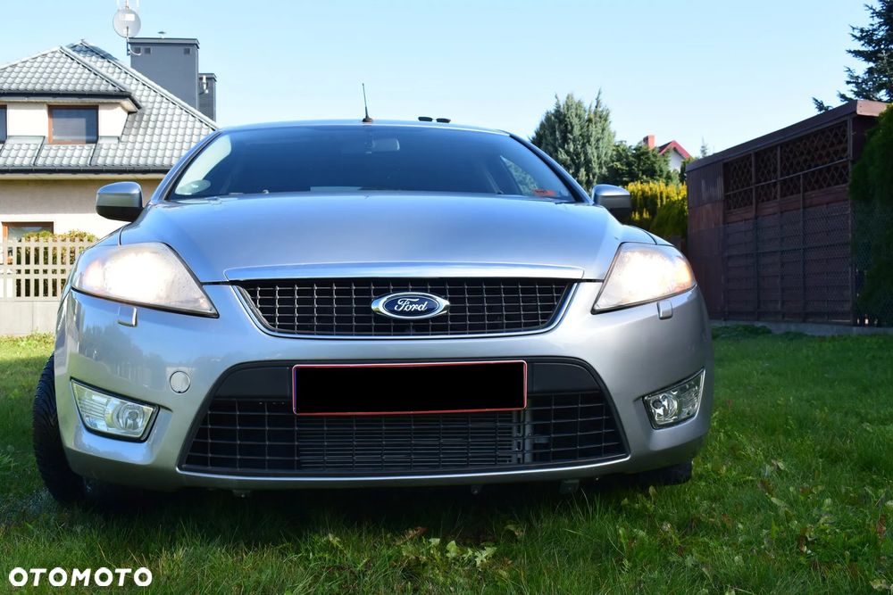 Ford Mondeo - 40