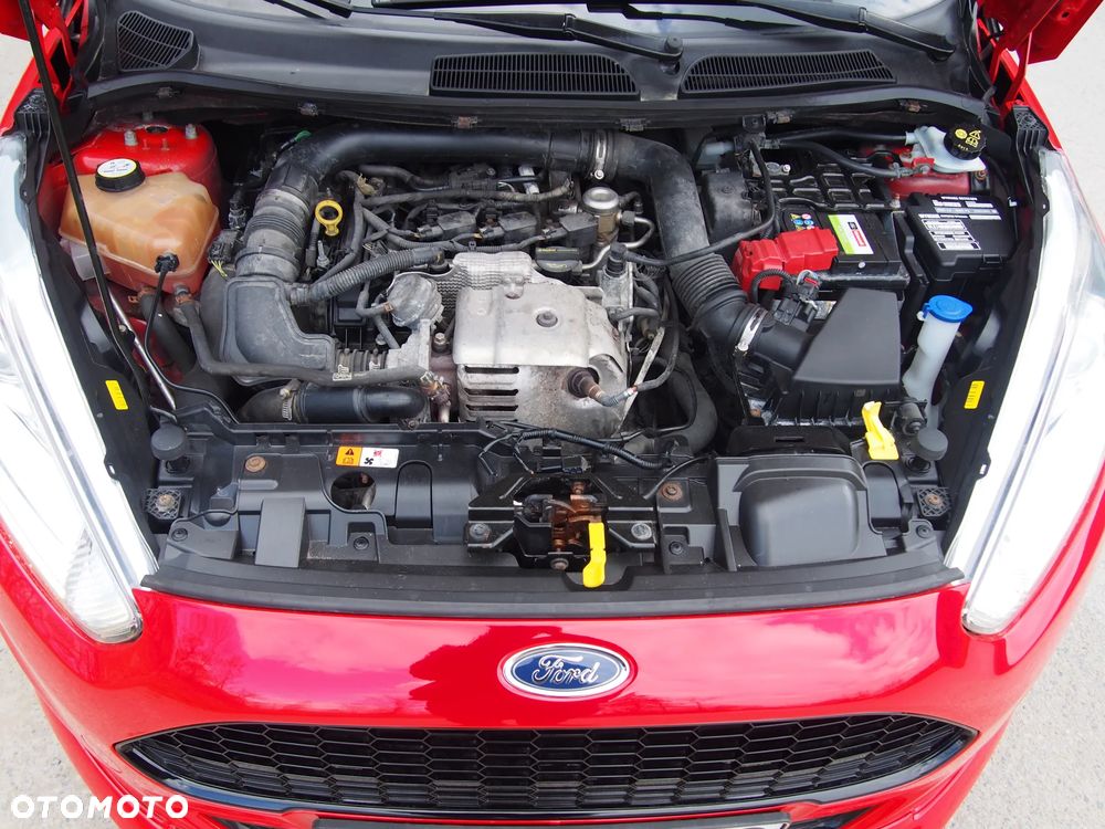 Ford Fiesta 1.0 EcoBoost STart-Stop Titanium - 38