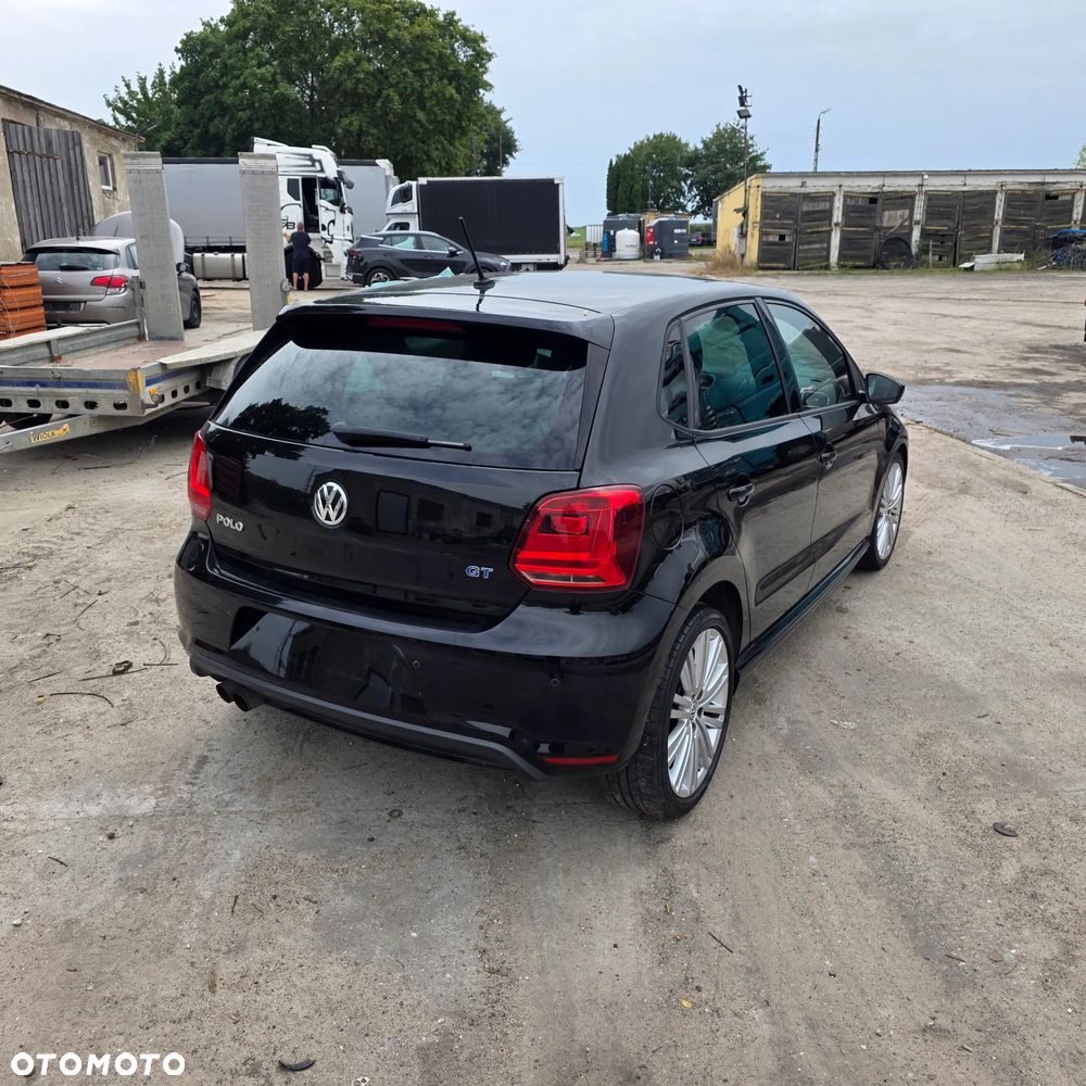 Volkswagen Polo - 6
