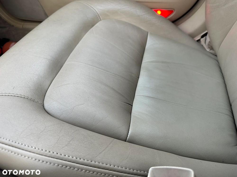 Honda Legend 3.2 - 24