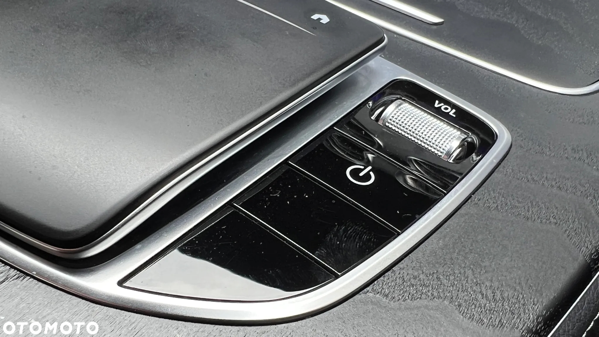 Mercedes-Benz Klasa E 220 d 4-Matic AMG - 21