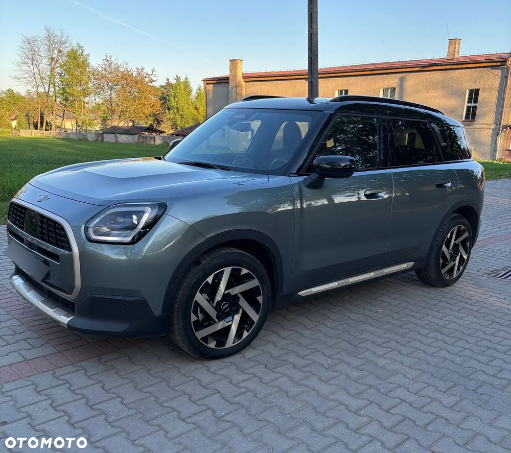 MINI Countryman - 1