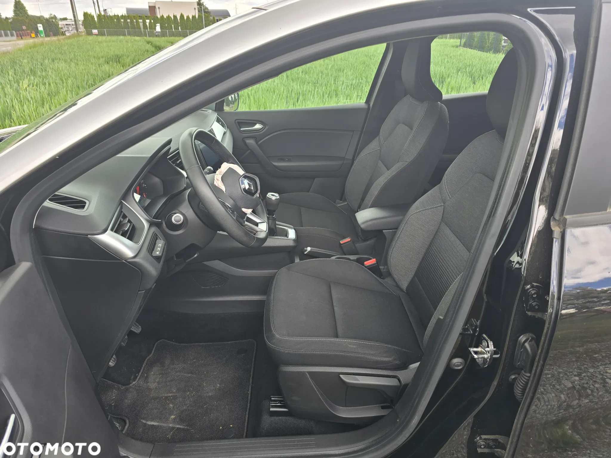 Renault Captur TCe 100 INTENS - 12