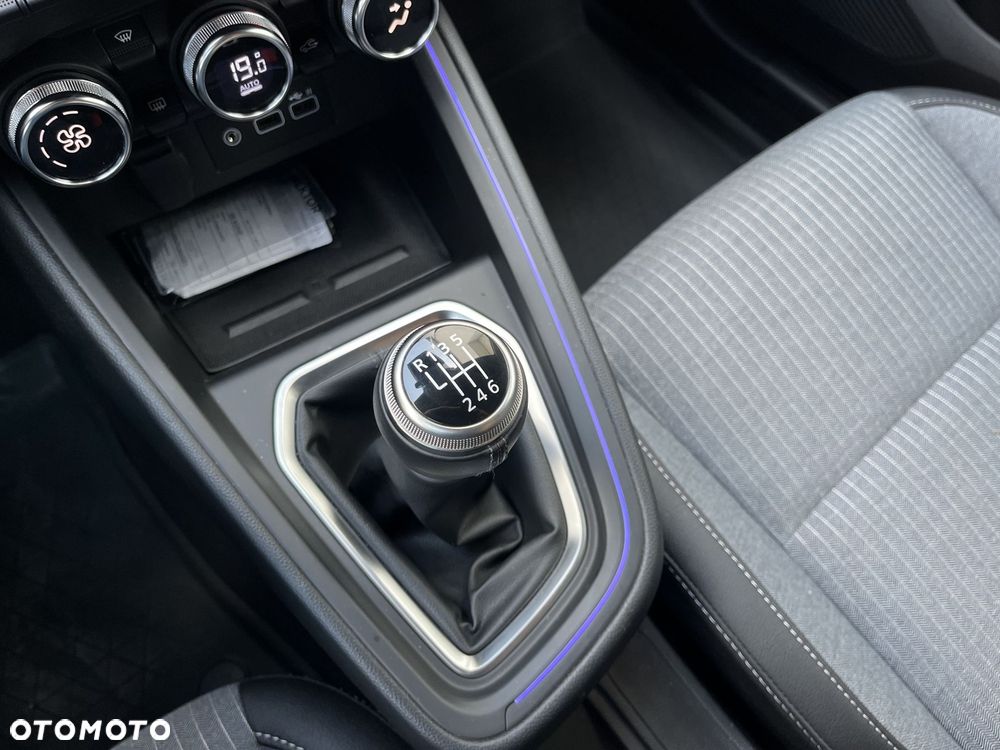 Renault Clio - 26