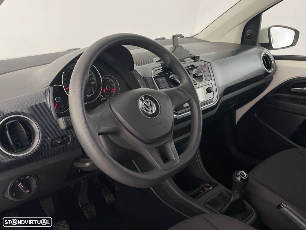VW Up! 1.0 Move - 16