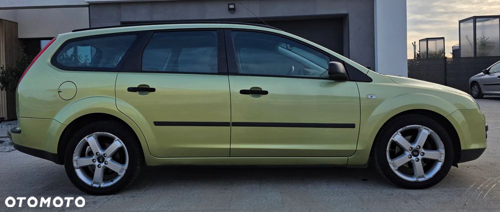 Ford Focus SW 1.6 Turnier Futura - 5