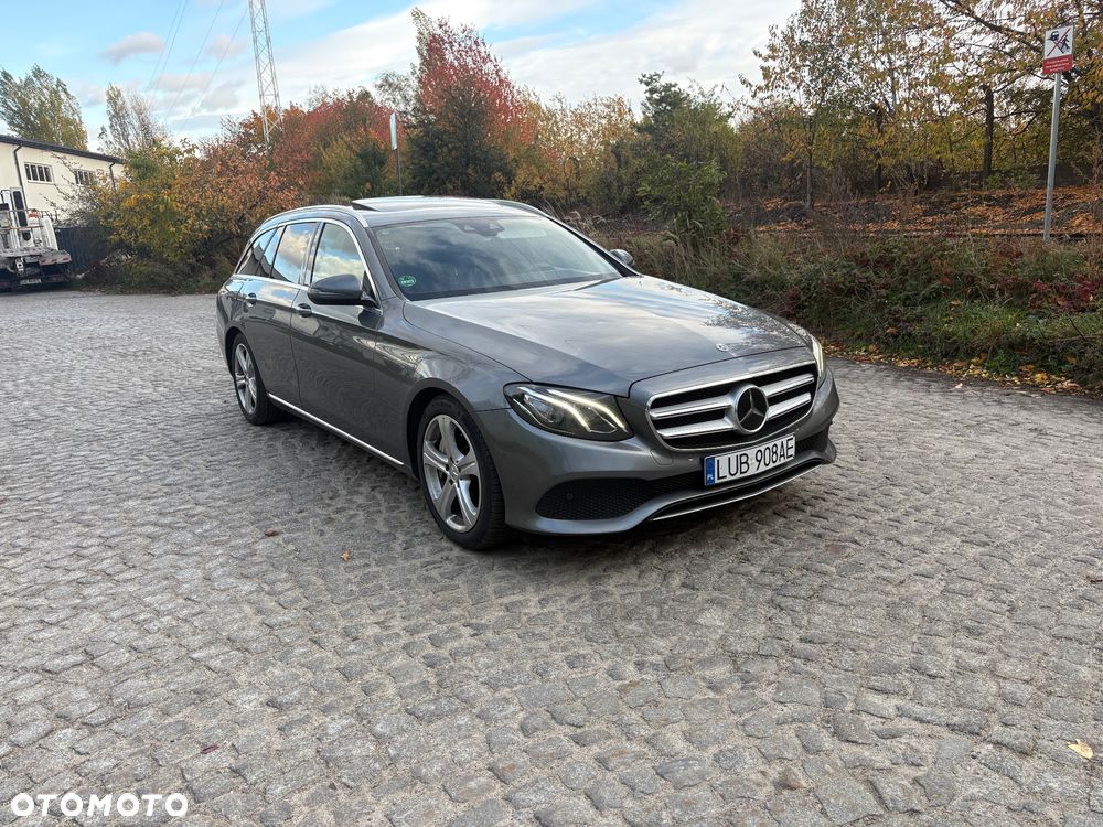 Mercedes-Benz Klasa E 400 4-Matic Avantgarde - 3
