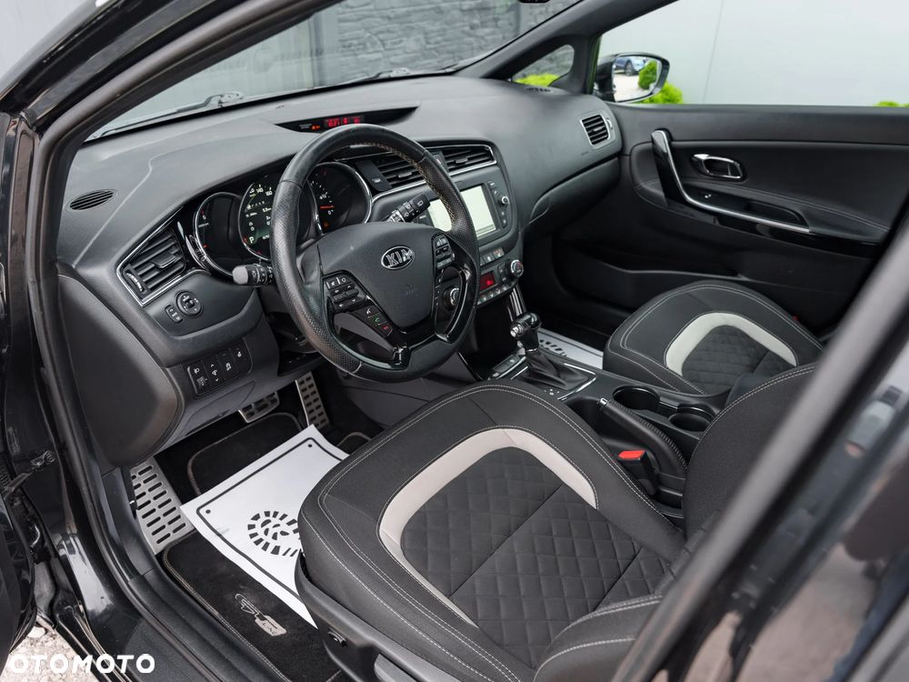 Kia Ceed 1.6 CRDi 136 DCT ISG SW GT Line - 15