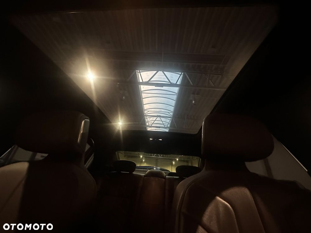 BMW Seria 7 730d xDrive mHEV - 21