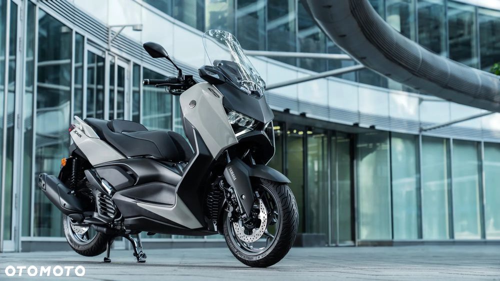 Yamaha X-max - 8