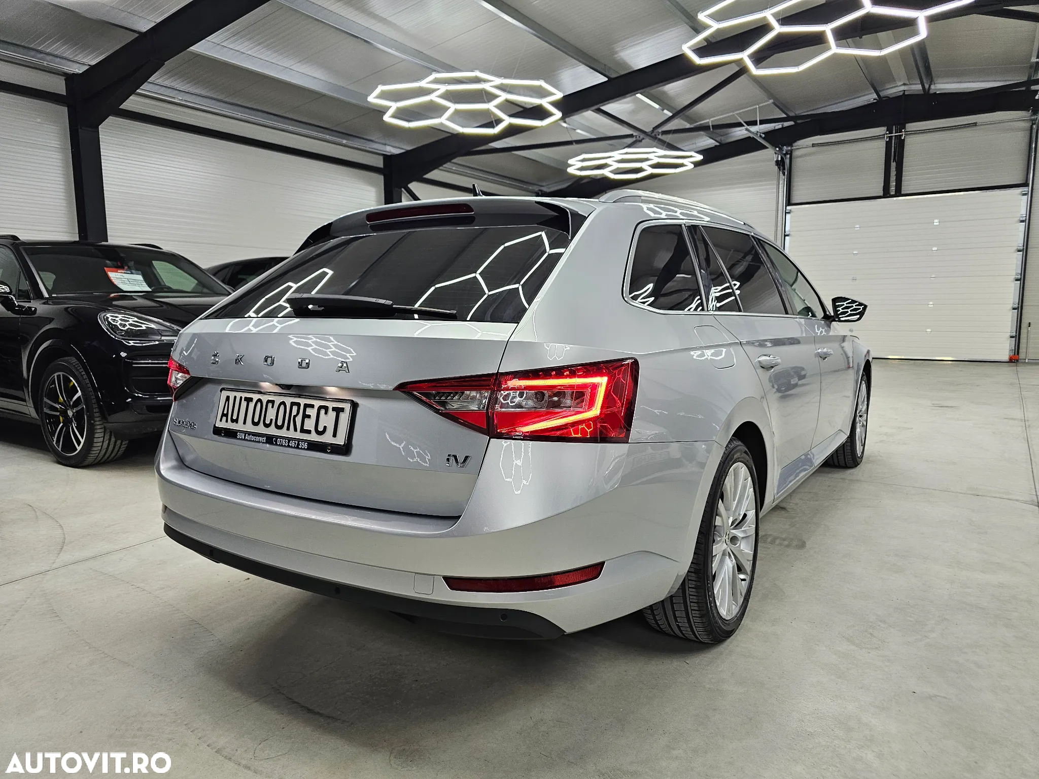 Skoda Superb Combi 1.4 TSI PHEV Style - 6