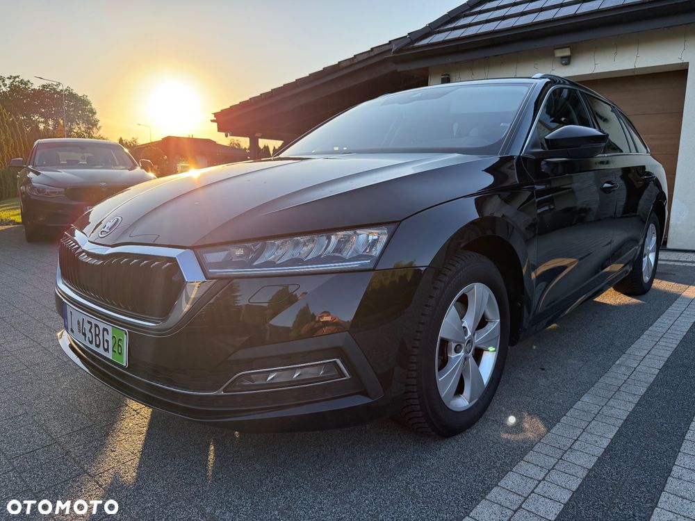 Skoda Octavia 2.0 TDI Elegance DSG - 3