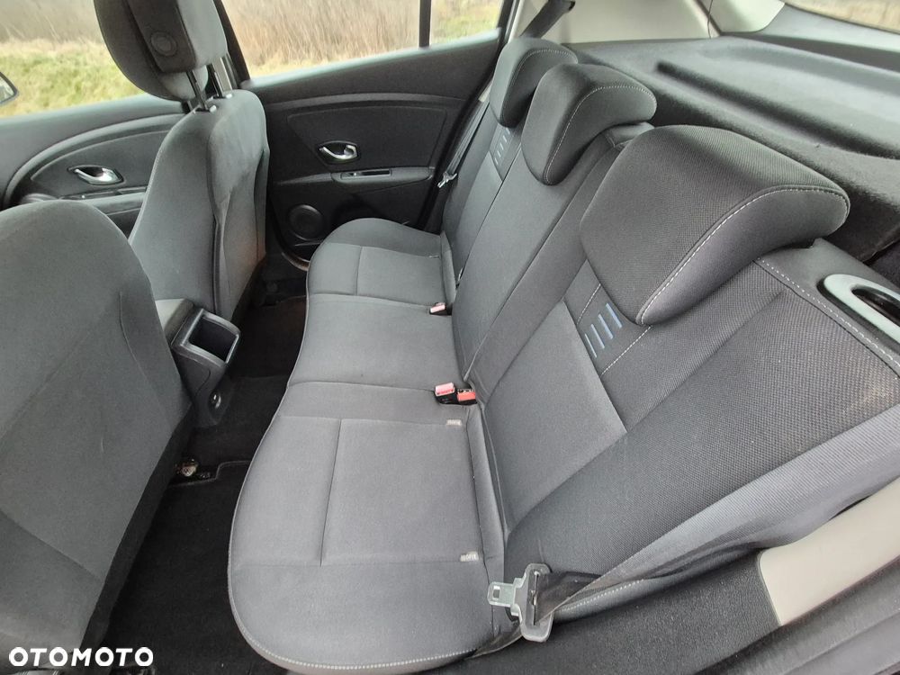 Renault Megane 1.6 16V 100 Authentique - 24