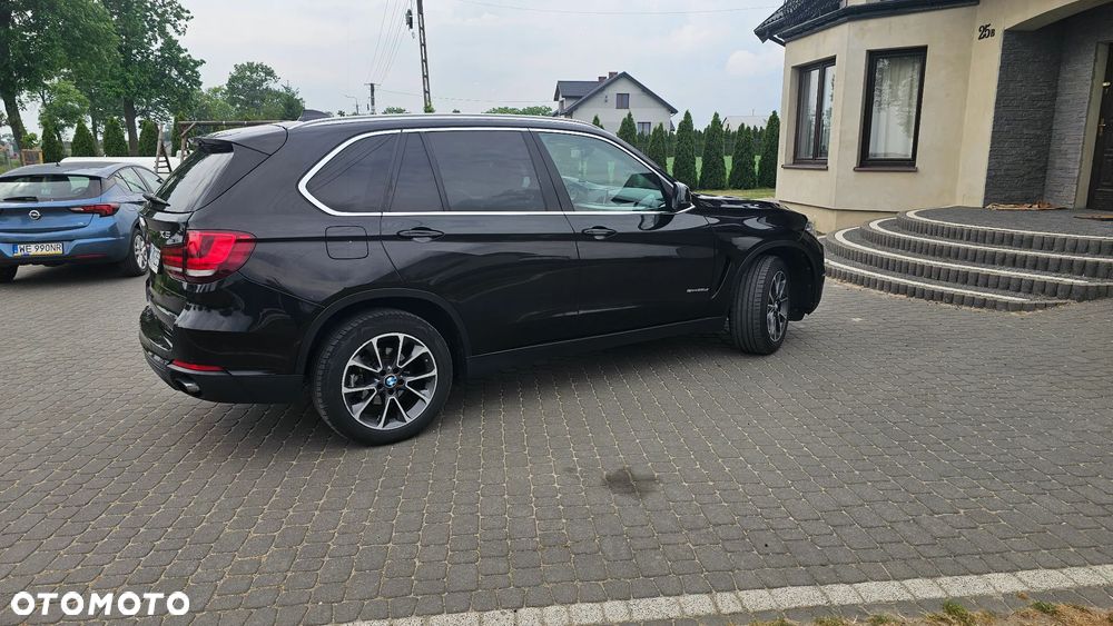 BMW X5 sDrive25d - 8